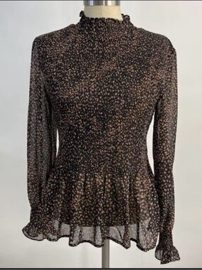 VICI Black Blush Smocked Peplum Long-Sleeve Blouse